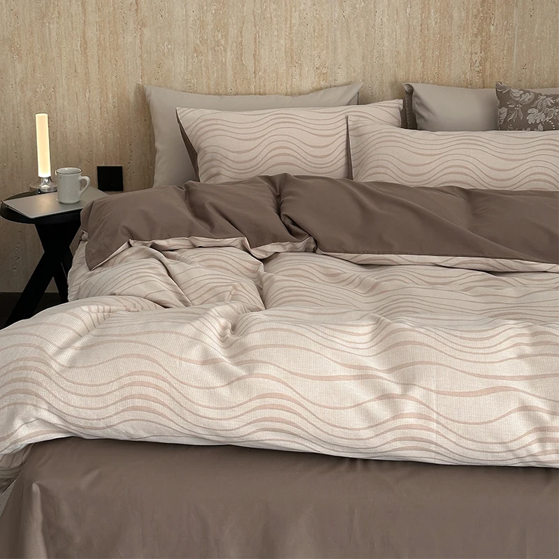 

New cotton skin-friendly soft jacquard four-piece set - curved line yarn