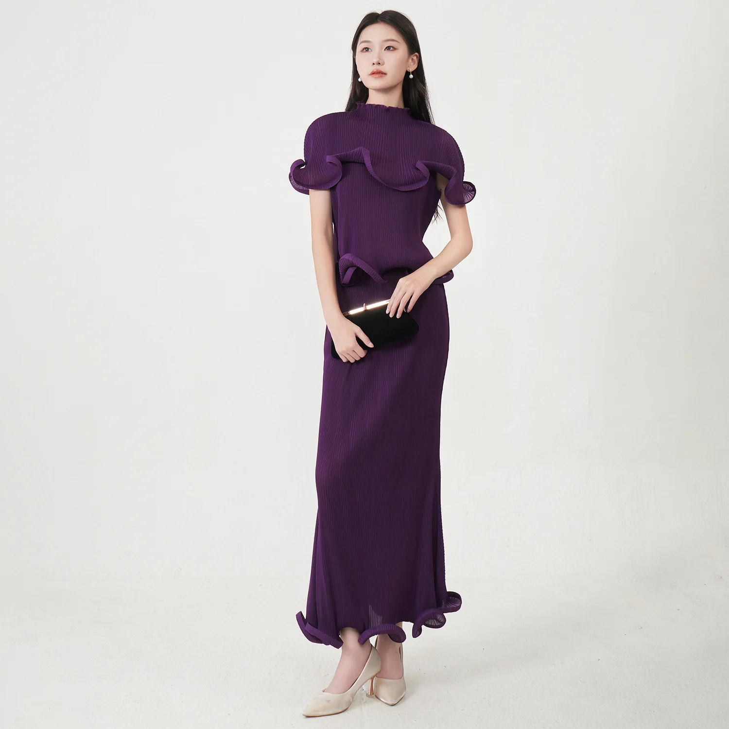 

Miyake Fold 2025 New Set Women's High Customization Light Luxury Fishbone Design T-shirt Top Half Skirt Dress Two Piece Set
