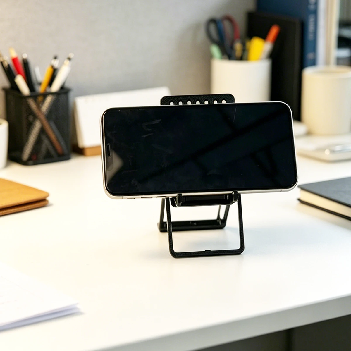 Portable Black Folding Chair-Shaped Phone Stand, Mini Creative Quirky Desktop Lazy Phone Holder, Office Desk Gadget for Watching Shows, Student Dormitory Online Class Phone Stand, Lazy Phone Support Stand, Outdoor Camp