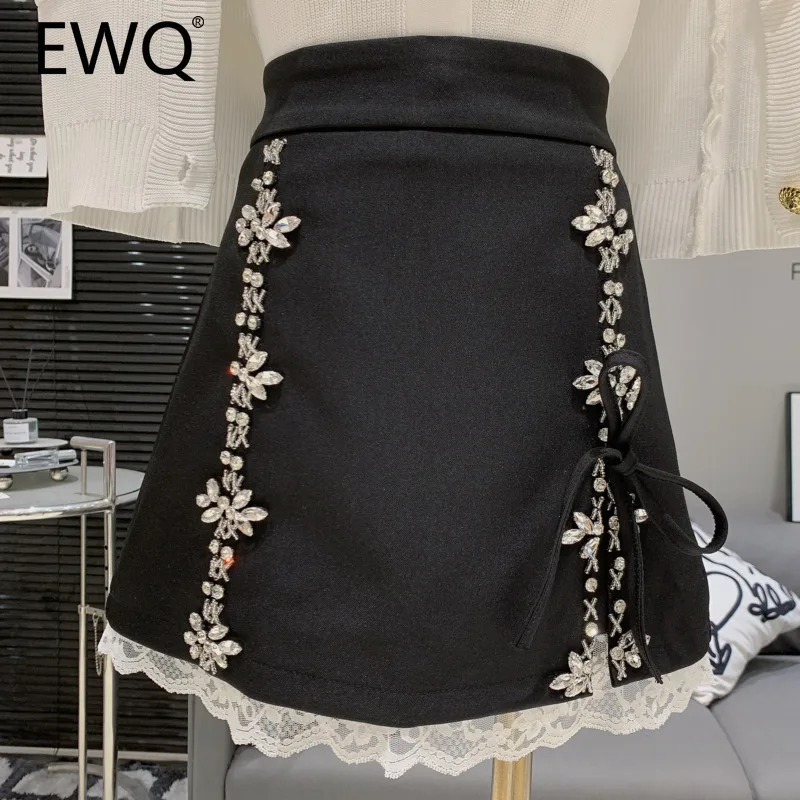 EWQ Hem Lace Patchwork Dot High Waist Diamond Studded Lace-up Design Mini Skirt Slim Wrapped Hip White Skirt 2025 Summer 27X3008