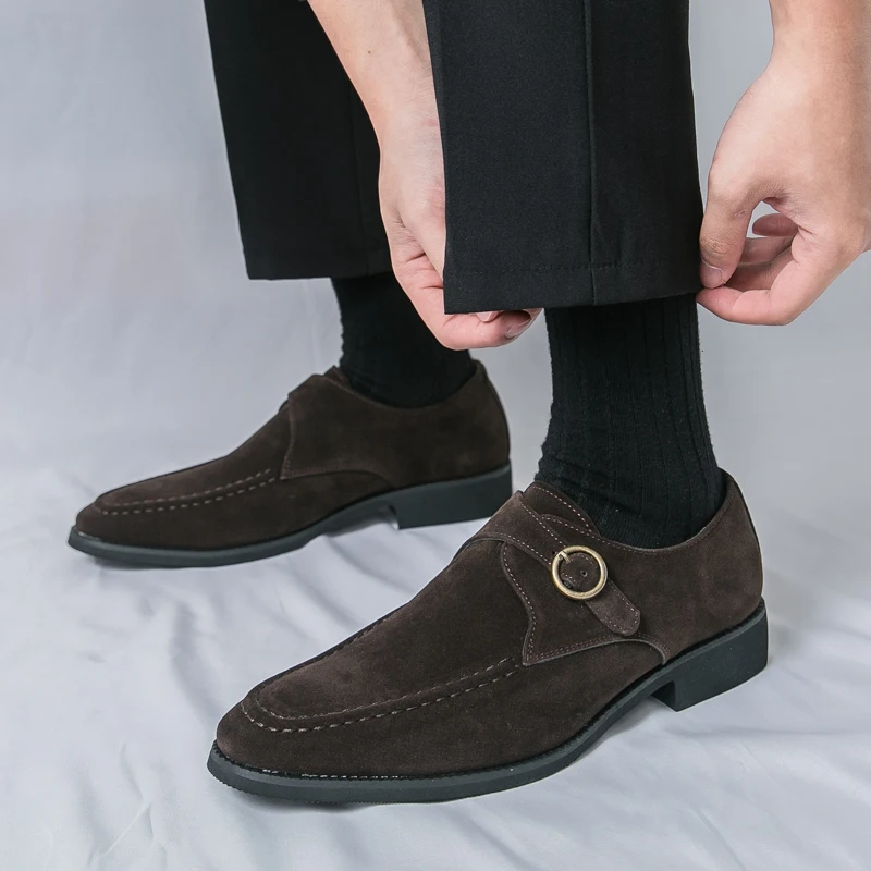 

Autumn Fashion New Men's Frosted Buckle Leather Shoes Brand Men's Comfortable One Foot Kick Hairstylist Casual Leather Shoes