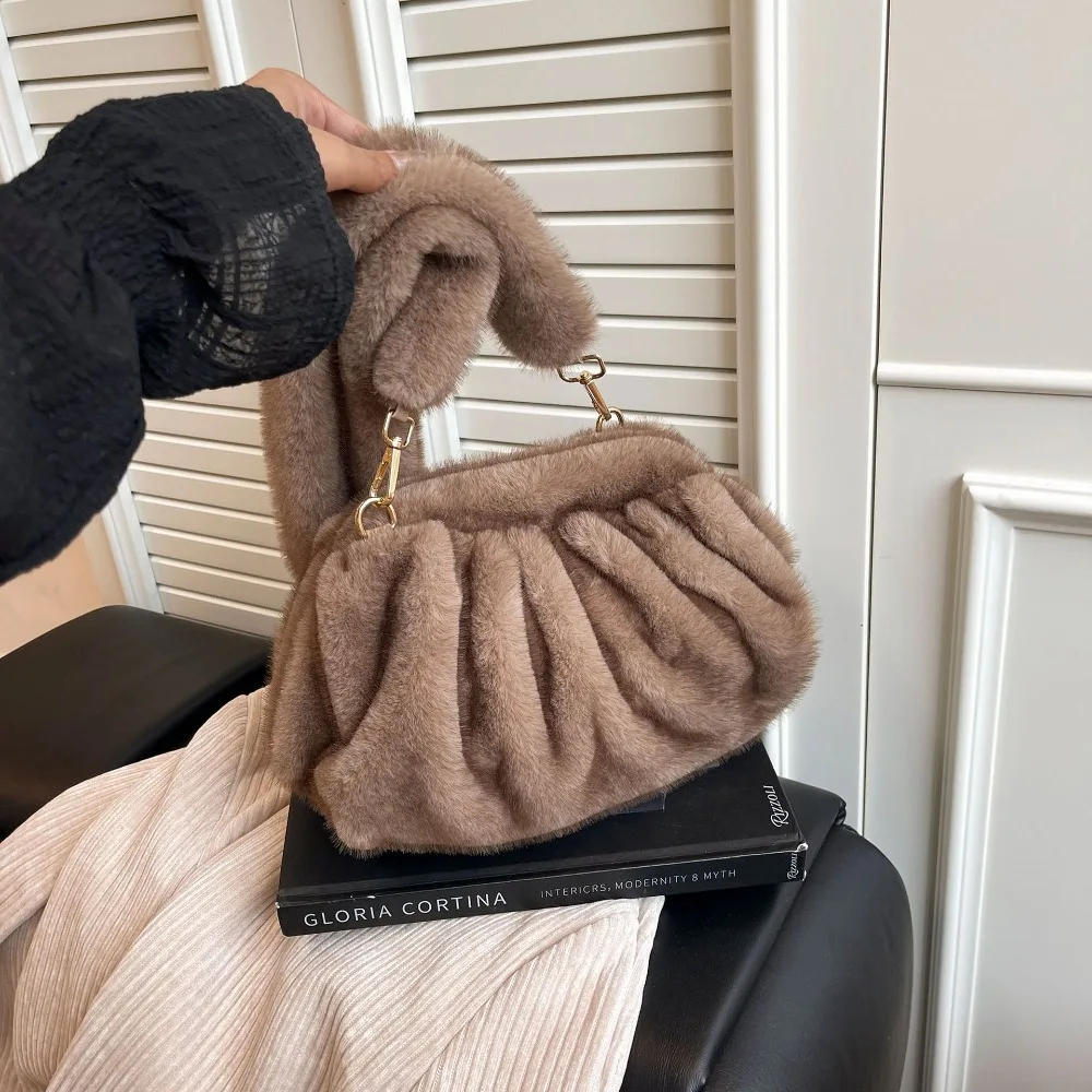 New Large Capacity Crossbody Bag Mink Fur Wrinkle Relaxed Texture Ladies Handbags Solid Color Cloud Shell Bag Female