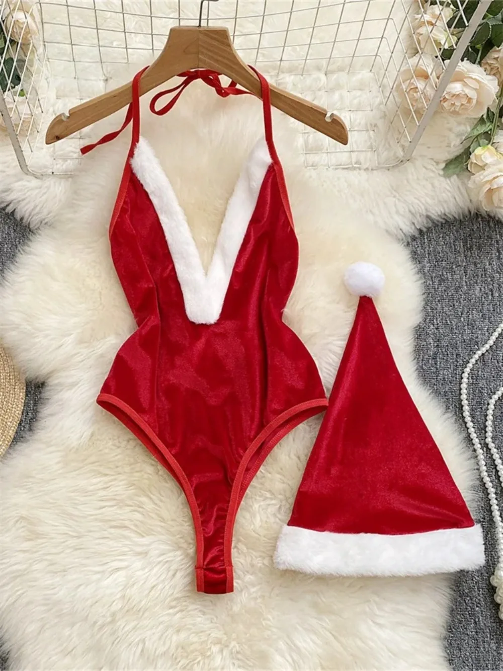 

Рождественский косплей, ночное белье, комбинезон с глубоким V-образным вырезом и открытой промежностью, боди, женские сексуальные искушения, бархатные комбинезоны с открытой спиной