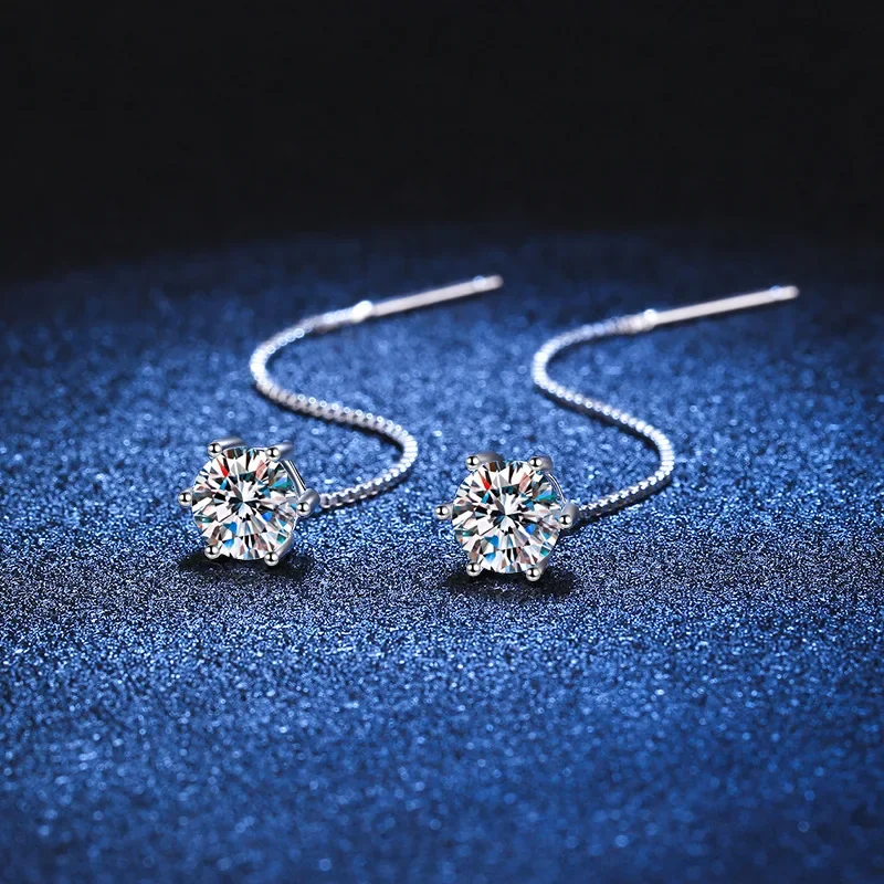 

18K platinum diamond earrings moissanite plated PT950 platinum earrings 1 carat simple classic six-prong earrings