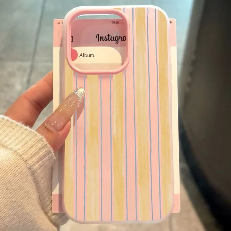 스타일리시한 노란색 줄무늬 아이폰 케이스 (아이폰 17, 16, E, 15, 14, 13, 12, 11 Pro, XR, X Max, 7, 8 Plus, 17 Air) 미니멀리스트 2 in 1 백 커버