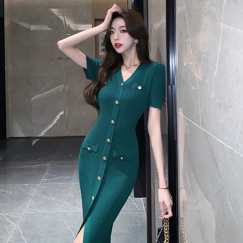 France New Women Elegant Knitted Dress V Neck Short Sleeve Chic Button Single Breasted Sexy Slim Elastic Robe Spring Summer P510