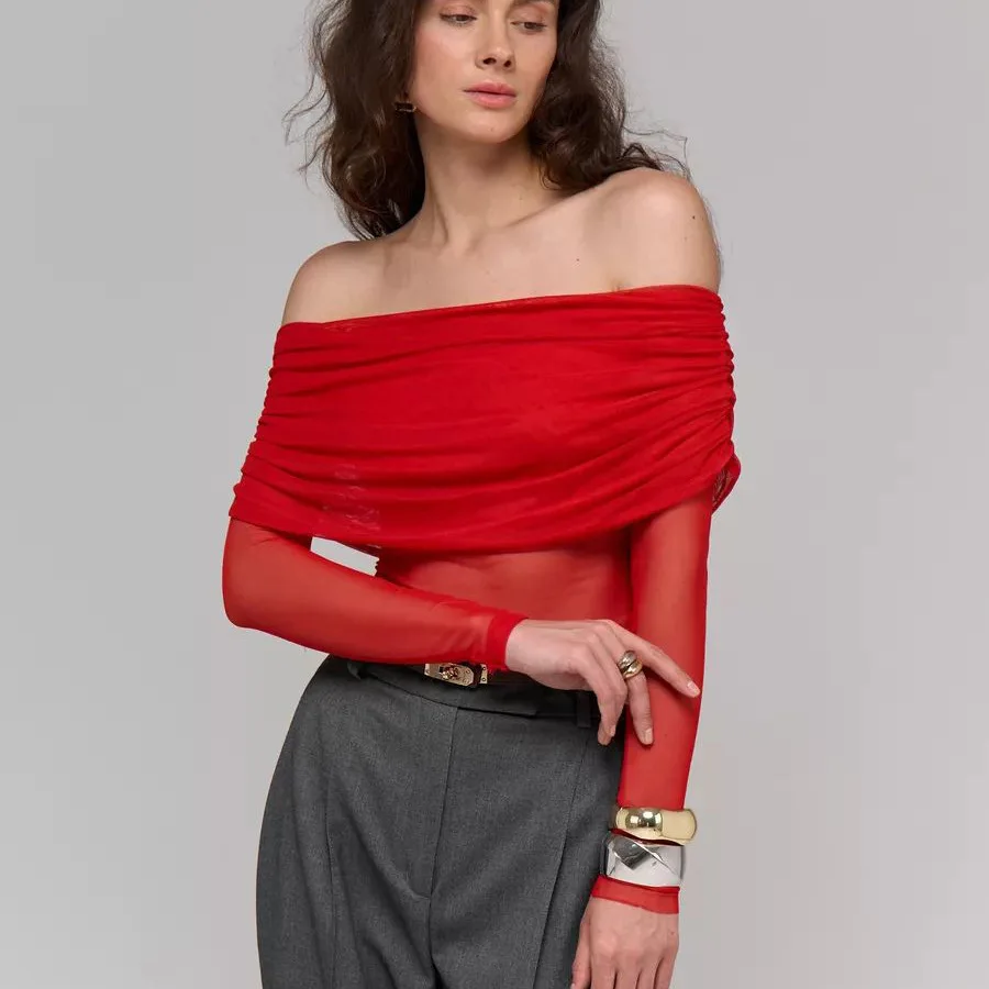 

A One Neck Off The Shoulder Top With A Translucent Mesh, Elegant And Charming T-Shirt