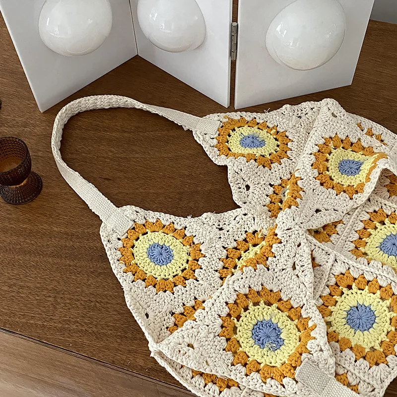 New Ethnic Hand Knitted Bag Bohemian Female Women\'s Shoulder Crossbody Bag Casual Totes Handmade Hollow Out Crochet Bag