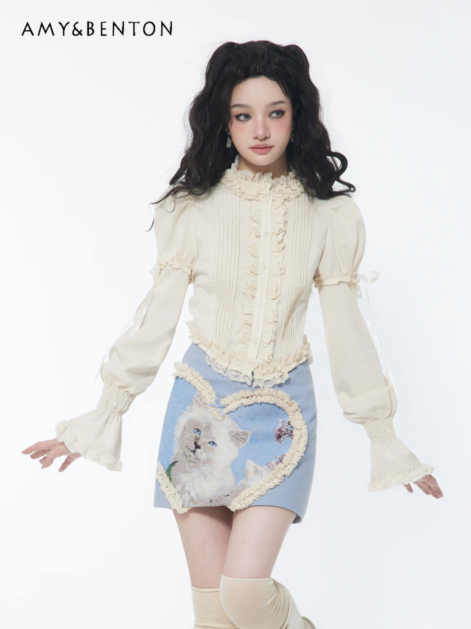 British Retro Court Style Bubble Sleeve Shirt Women Cute Ruffled Round Neck Bow Lace Splicing Solid Color Versatile Lolita Inner