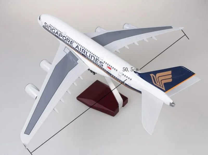 Modèle d'avion Airbus A380 Singapore Airline avec lumière et roue, avion en résine plastique moulé sous pression, jouet de collection, échelle 1/160, 50.5cm