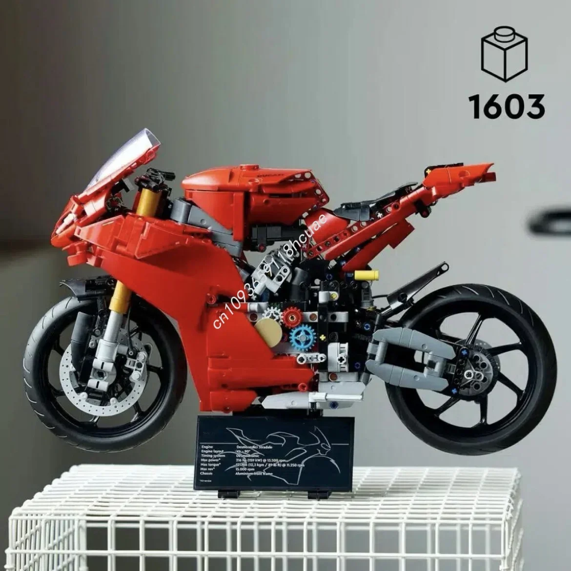 2025 New Technical 42202 Ducatis Panigales V4 S Motorcycle Building Blocks Model Mechanical Group Bricks Toys Children Boy Gift