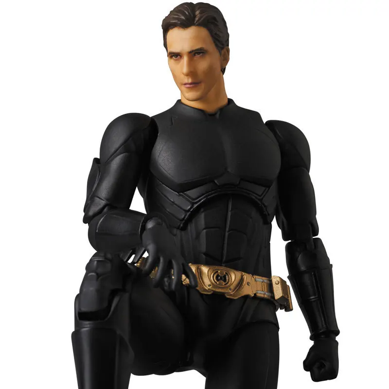 

Bandai 17CM Boxed MAFEX 049 Batman BEGINS SUIT The Dark Night PVC Action Figure Collectible Model Toy Gift