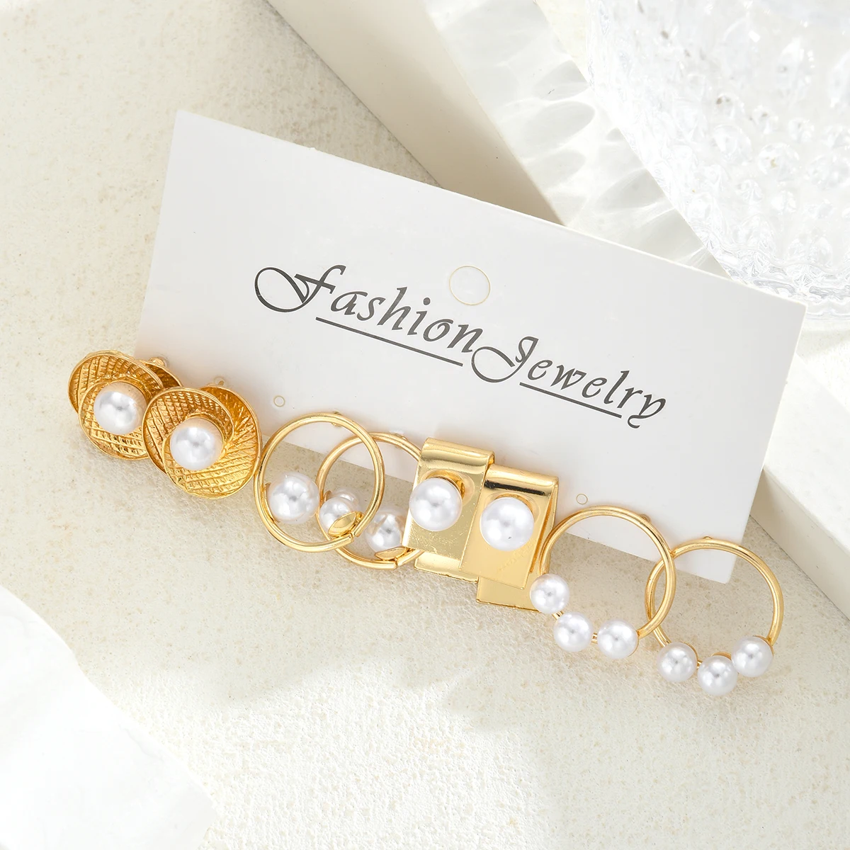 طقم أقراط معدنية هندسية مكونة من 8 قطع للنساء على الطراز الفرنسي أقراط هندسية بسيطة باللون الذهبي مجوهرات أنيقة #1