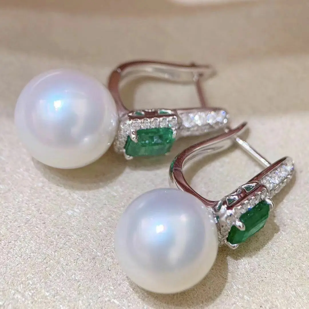 

Gorgeous 10-11mm South Sea Round White Pearl Green Jade Earring 925s