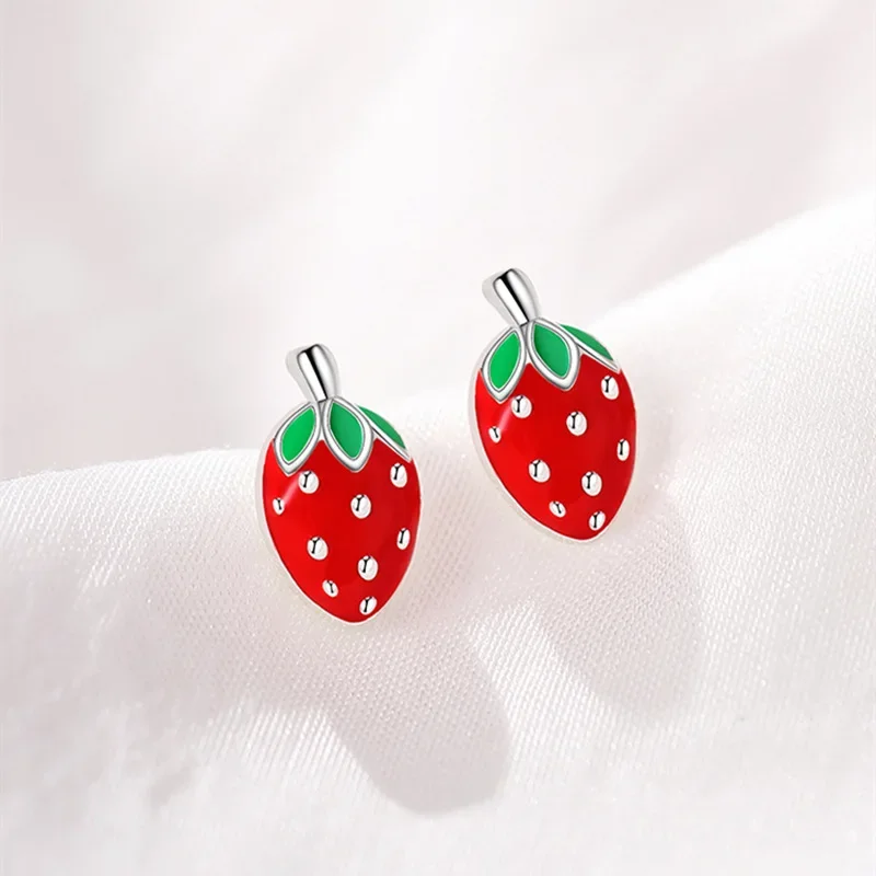 Orecchini pendenti con frutta dal Design innovativo per le donne anello con orecchio a goccia in rame a forma di fragola per adolescenti accessori