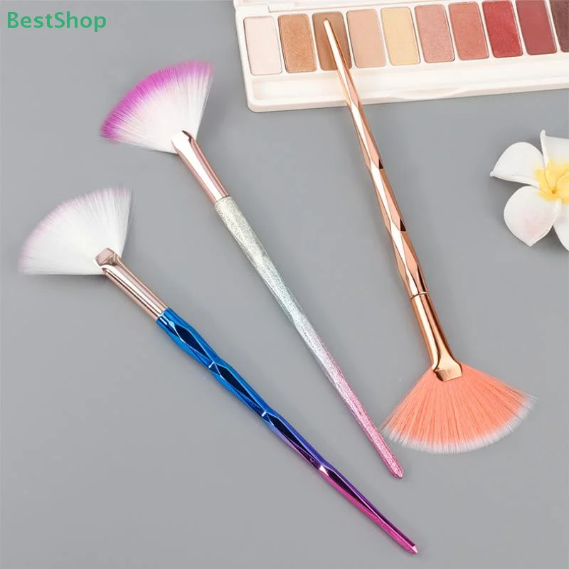 ♥Fan Shaped Highlight Brush Contour Brush Highlighter Makeup Brush Face Loose Powder Brush Cosmetic Beauty Tools