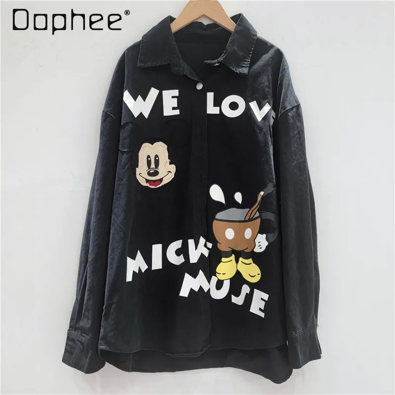 

Новая весенняя коллекция 2026: Модная повседневная джинсовая рубашка-куртка оверсайз с длинным рукавом и американским ретро-принтом для женщин