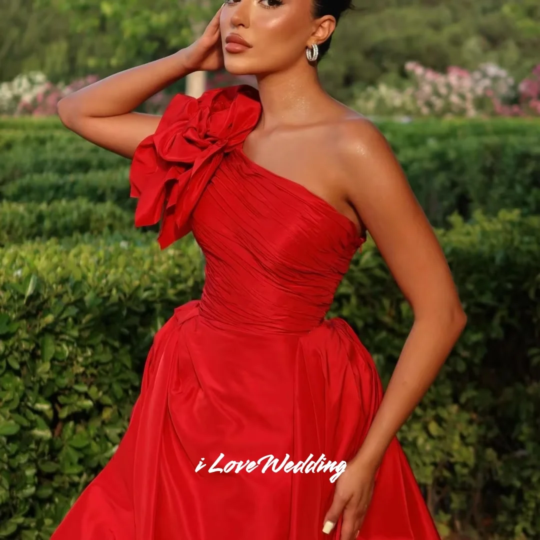 فستان أحمر ثلاثي الأبعاد للحفلات الراقصة بكتف واحد بدون أكمام على شكل حرف a وفتحة جانبية بدون ظهر بطول الأرض فيستدوس دي فيستا مطوي حسب الطلب