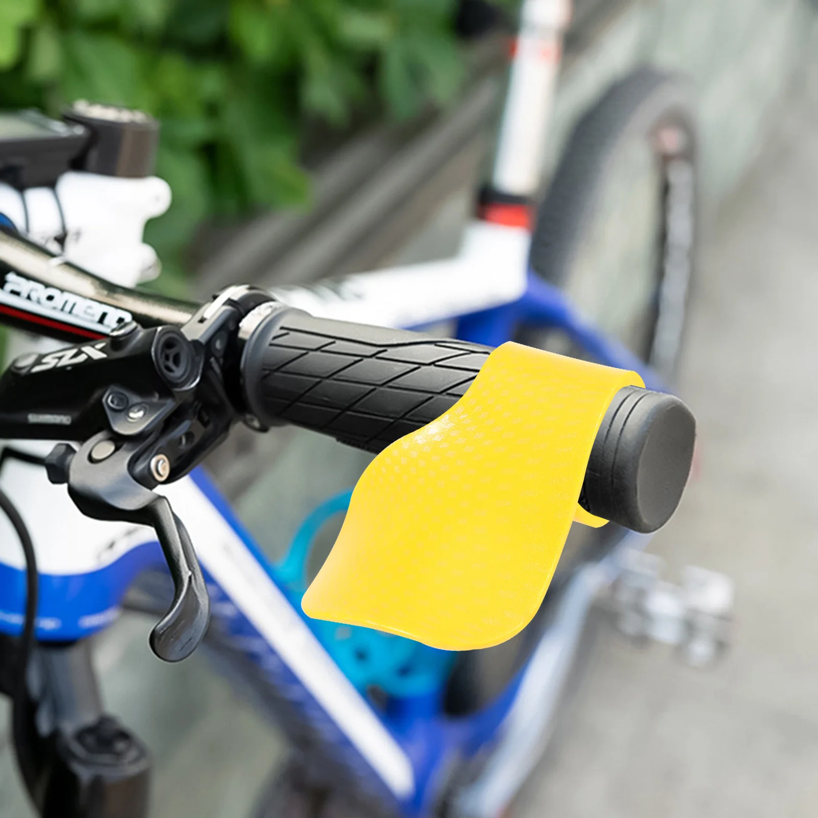 

2Pcs Throttle Assist Oil Gate Clip Motorcycle Wrist Rest Durable Motorcycle Cruise Control Grip Throttle Assist