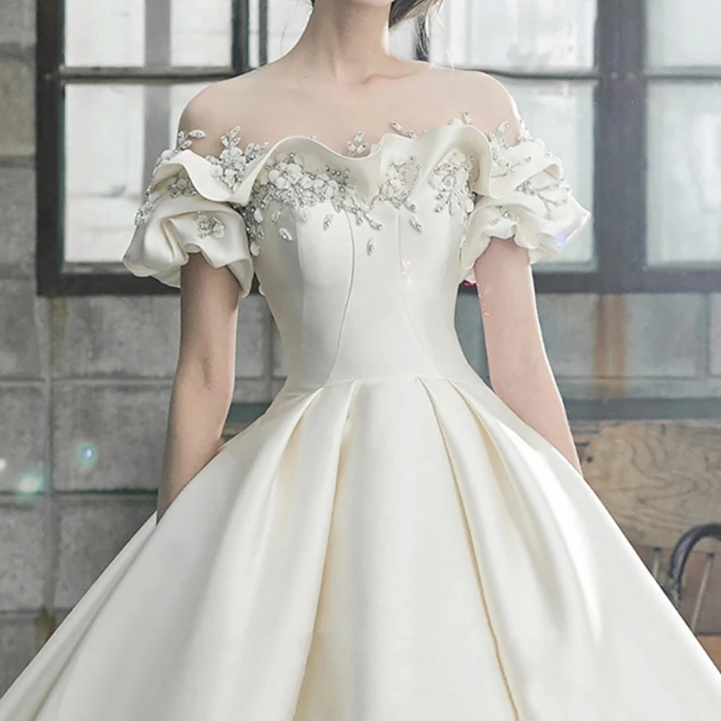 

Real Picture Luxury Satin Wedding Dresses Ball Gown Short Sleeve Sequined Applique Bridal Gown Vestido De Noiva Robe De Mariage