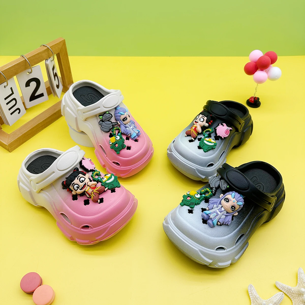 

Cute and Versatile Family Slippers for Boys and Girls, New Cartoon Nezha Sui Beast Eva Crocs, Soft-Soled Non-Slip Toe-Cap Sandals 606