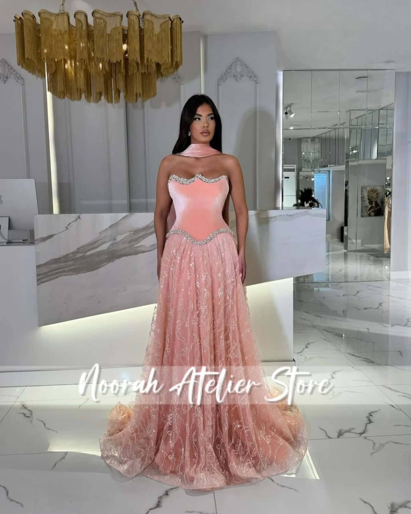 Glossiness สีม่วง Strapless ดูไบผ้าพันคอชุดราตรี 2025 ชุดแต่งงาน Aline พรหมชุด FBساتة ชุดอย่างเป็นทางการที่กําหนดเอง