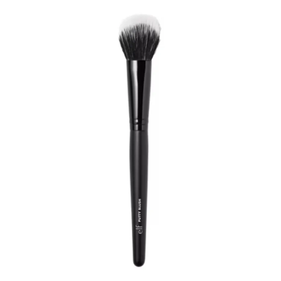 Putty Blush Brush — это текстура дуэта волокна помогает создавать смешанный эффект или можно использовать для жирных бликов.