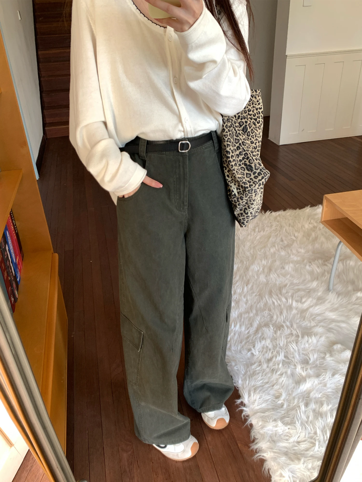 

High Waist Washed Jeans Slimming Fashionable Retro Distressed Straight Leg Cotton Workwear Pants for plus Size Women