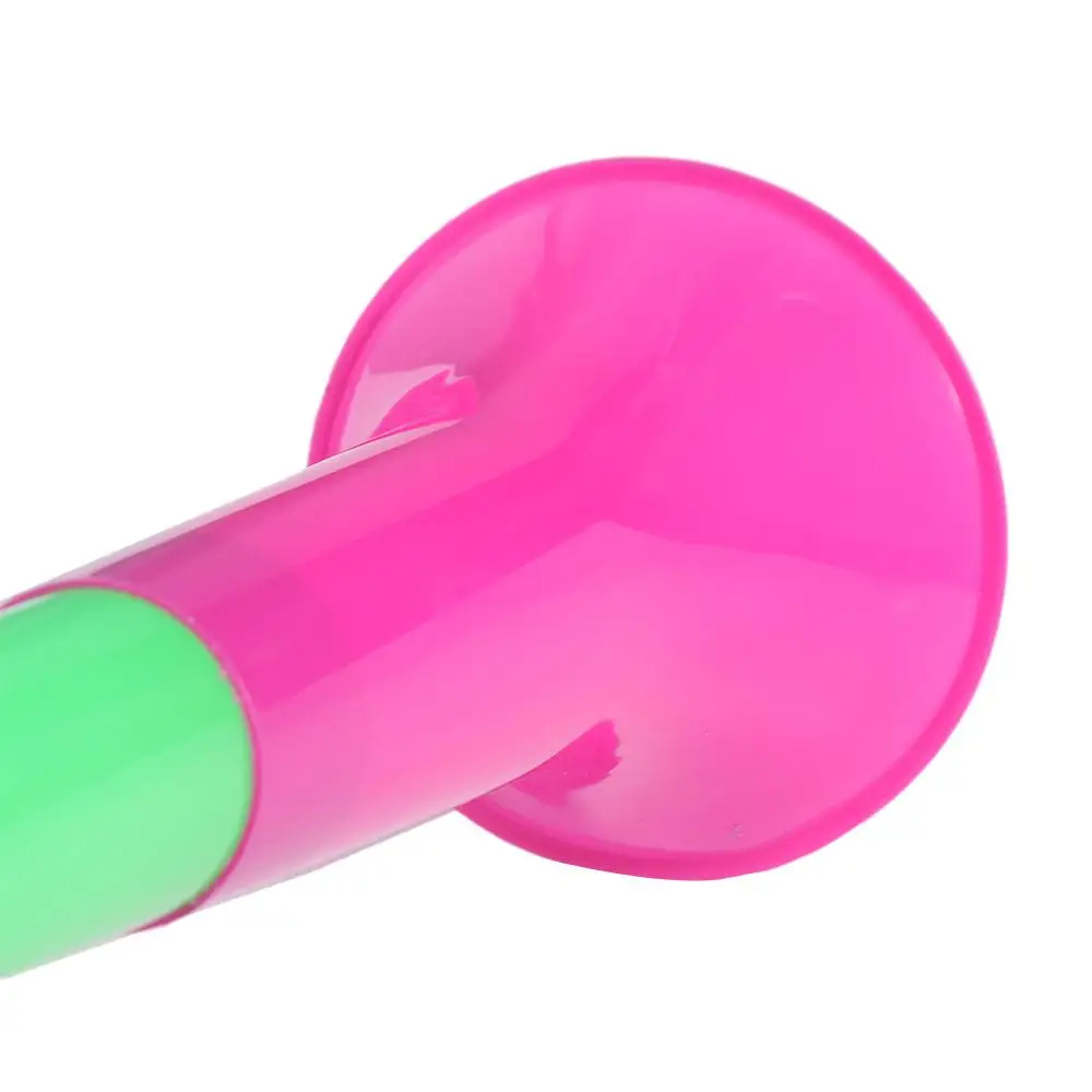 

Футбольные матчи, пластиковый рожок, реквизит, звуковой сигнал, вавузела, съемный шумогенератор, подарок