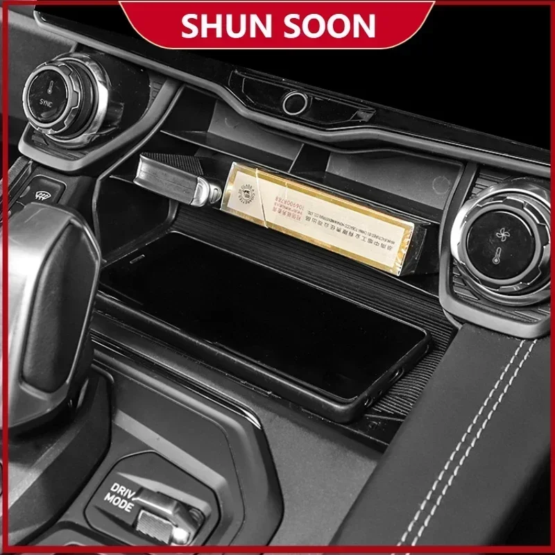 For Lynk&Co 05 New 01 2019-2023 Edition Modified StorageBox Central Control Storage Box Wireless Charging Box For Lynk&Co 05
