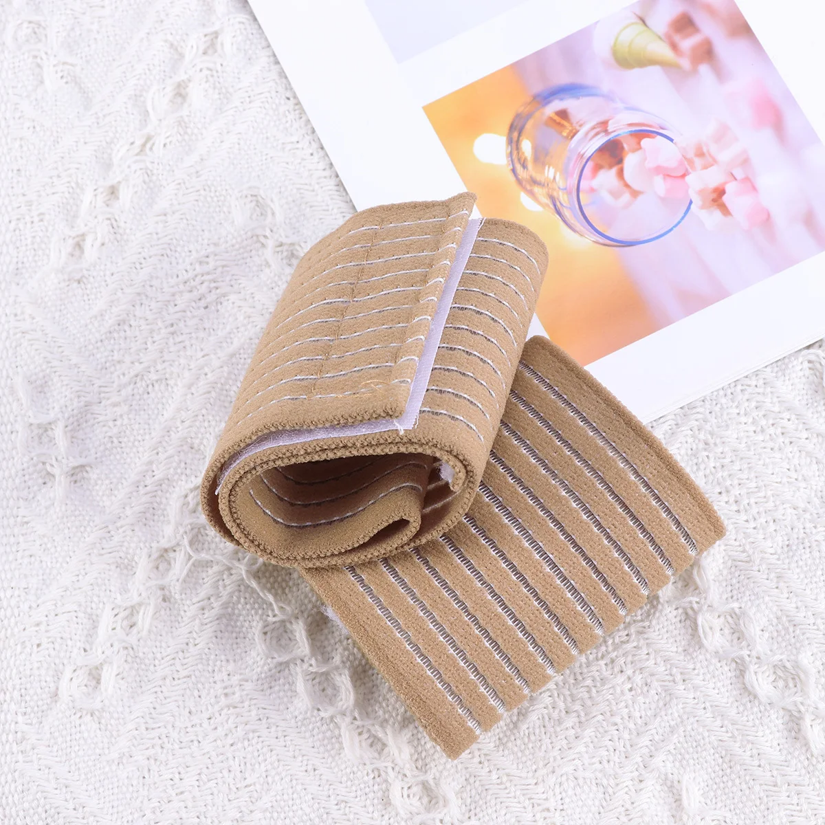 

1 Pair Adjustable Elastic Wrist Support For Carpal Tunnel Relief Beige One Size Fits All Wrist Protector Sport Pain