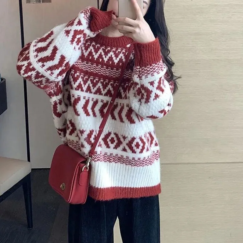 2023 New Autumn and Winter Fashion Simple Round Neck Jacquard Laydown Sweater Vintage Loose Relaxed Women\'s Outerwear Sweater