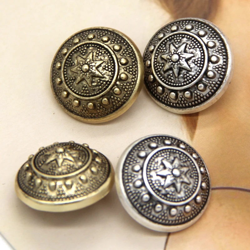 HENGC 15/20mm Retro Flower Carved Bronze Zinc Alloy Buttons For Clothes Luxury Coat Suit Sweaters Handmade Decorations DIY Craft