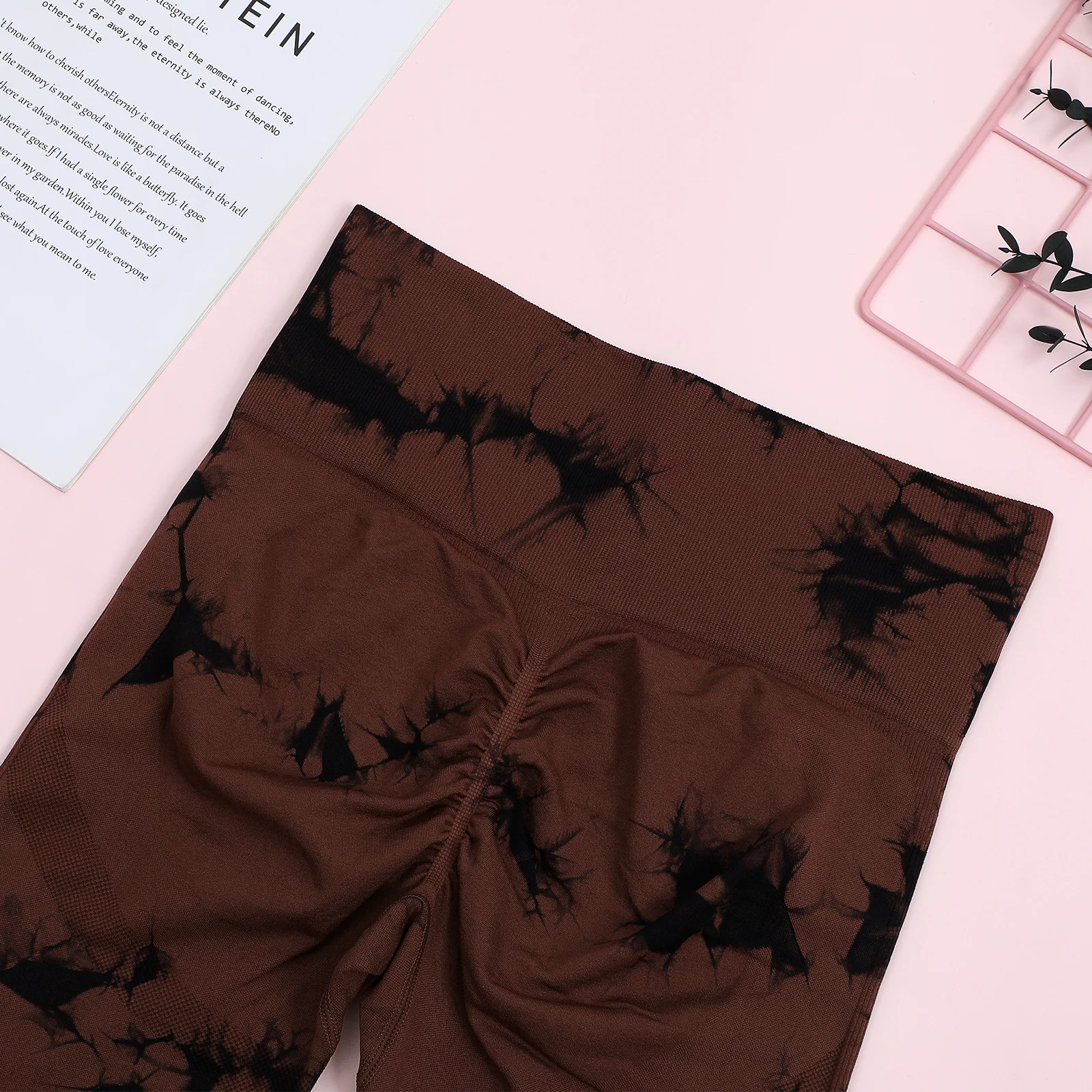 

Yoga Pants for Women High Waist Tie Dye Design Seamless Leggings Breathable Stretchy Tights for Exercise and Daily Wear