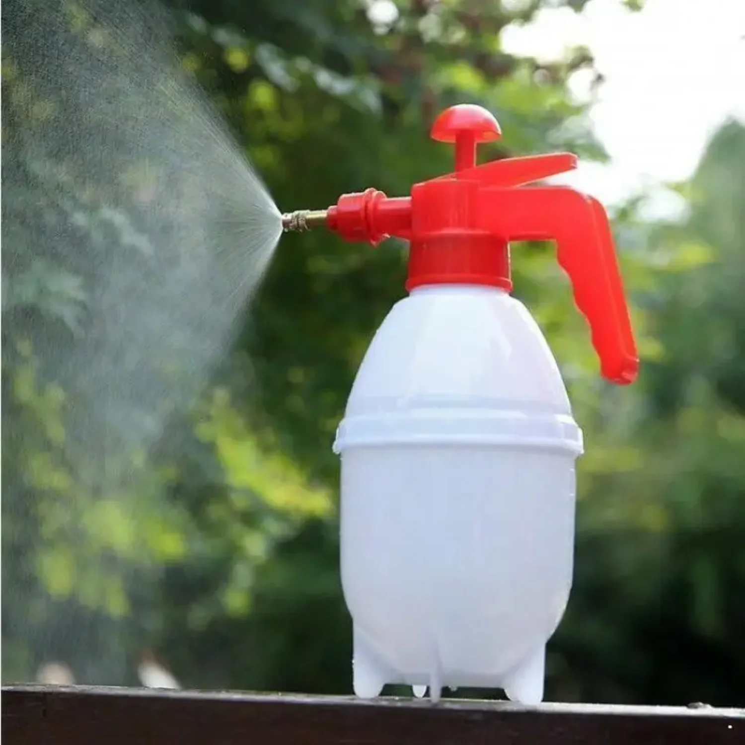 Sprinkling Can Pneumatic Spray Bottle Garden Watering Pot Sprayer Small Pressure Watering Can Sprinkler Watering Pot