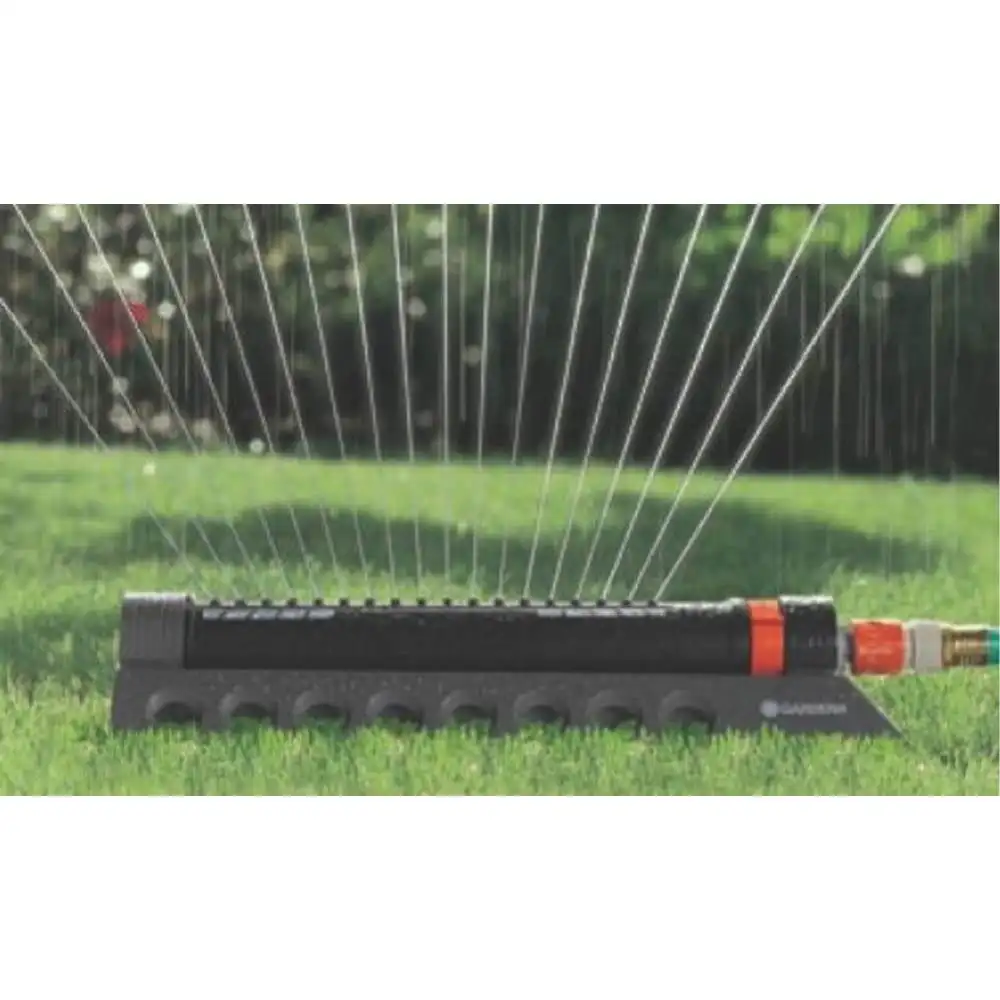 Plastic Sled Base Oscillating Sprinkler 3900 sq ft