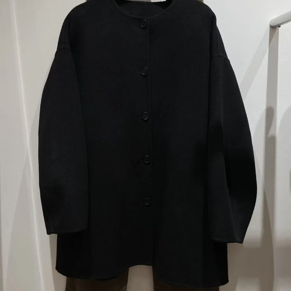 Minimalist Autumn and Winter New Style Wool Cashmere Round Neck Loose Coat and Windbreaker Women Coats