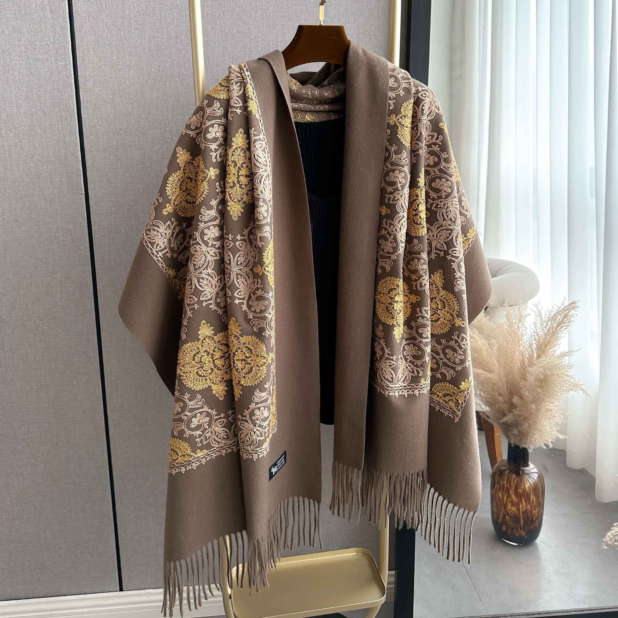 Luxury Winter Embroidery Cashmere Scarf Women New Design Warm Pashmina Blanket Poncho Scarves Female Shawl Thick Foulard Bufanda