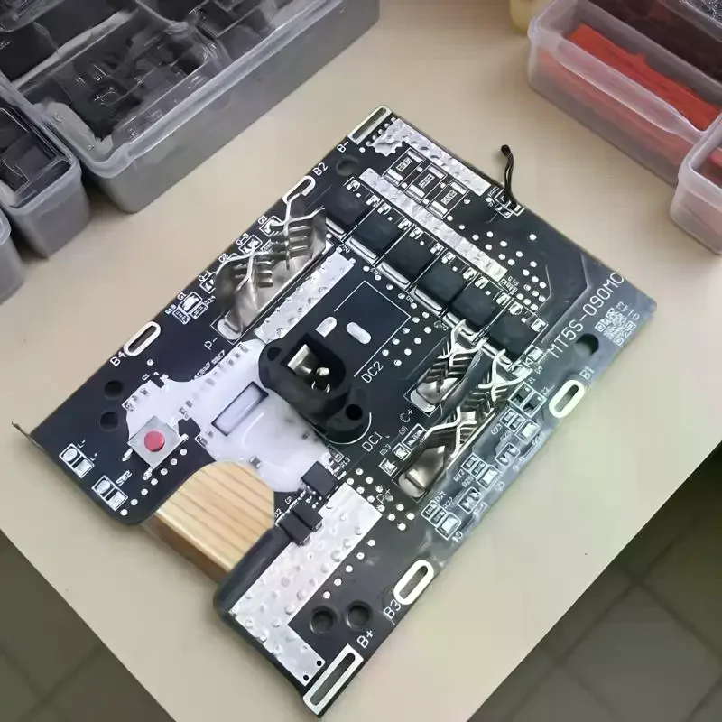 1Pc 6MOS 21V 18650 Battery Protection Board with Temperature Control Side Light for Angle Grinder Electric Scissors Hammer