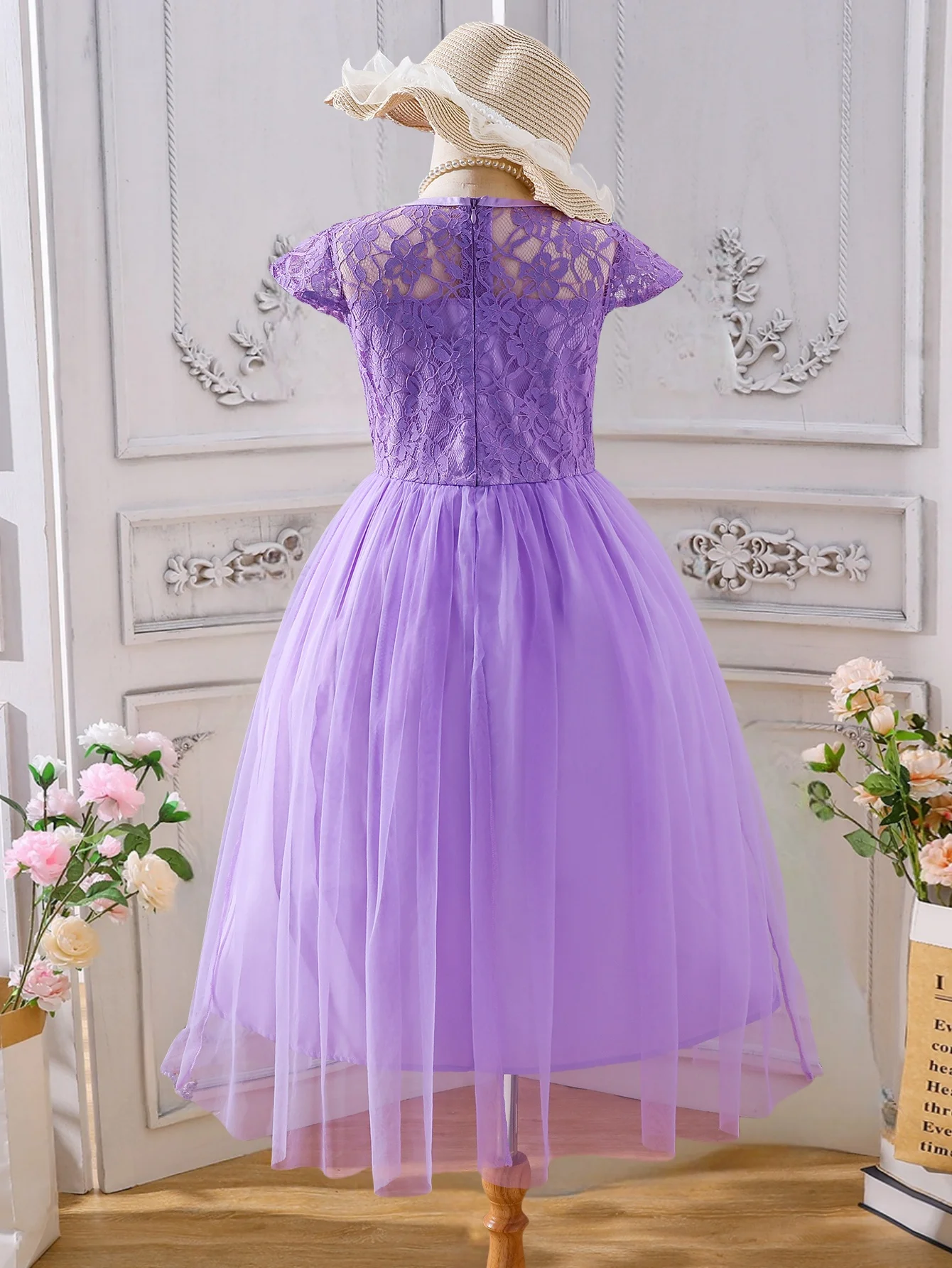 Summer children\'s girls\' dress dress Hollow lace embroidery patchwork pongee double skirt Elegant elegant purple princess dress