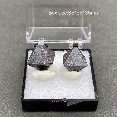 100% natural Octahedral Pyrite magnetite rough mineral specimens cure crystal gem Popular jewelry Box size:35*35*35mm