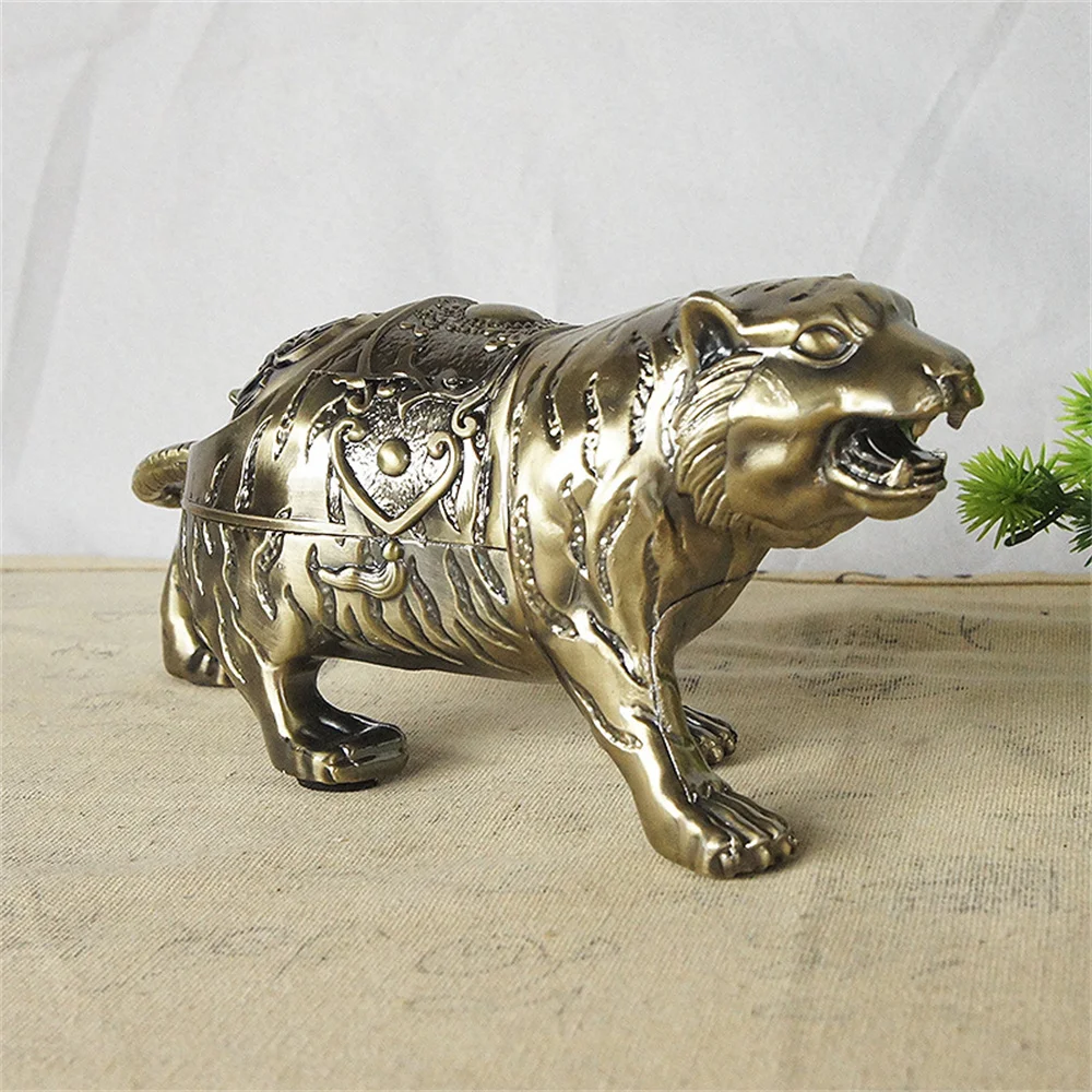 Creative Ashtray Metal Dustproof Enclosed Electroplating Color Men's Gift Home Tea Room Tiger Ashtray