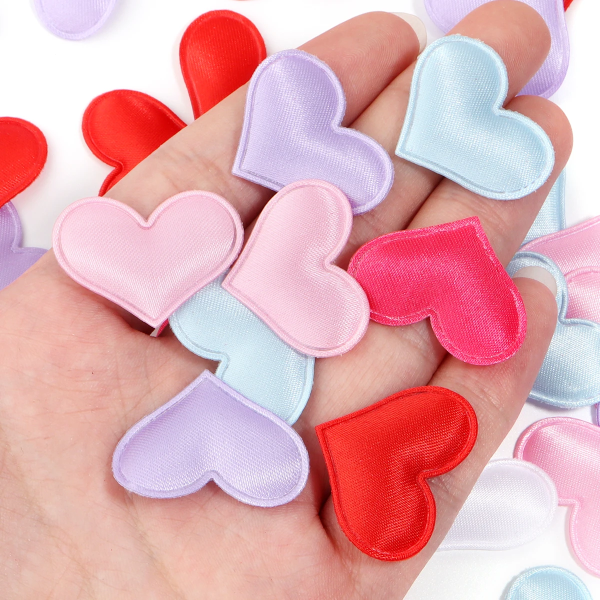 50-100Pcs/Lot Valentine's Day Romantic Padded Fabric Throwing Petals Love Hearts for Table and Carpet Wedding Party Decoration