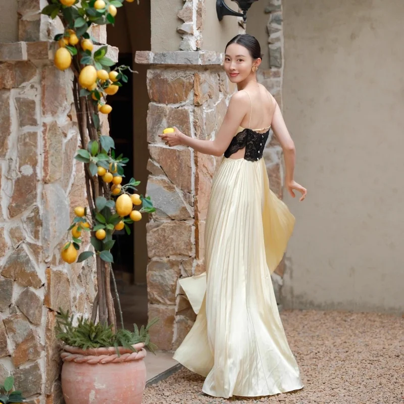 The 2025 summer new elegant women's satin lace patchwork halter dress y2k is a fashionable and casual backless dress long dress