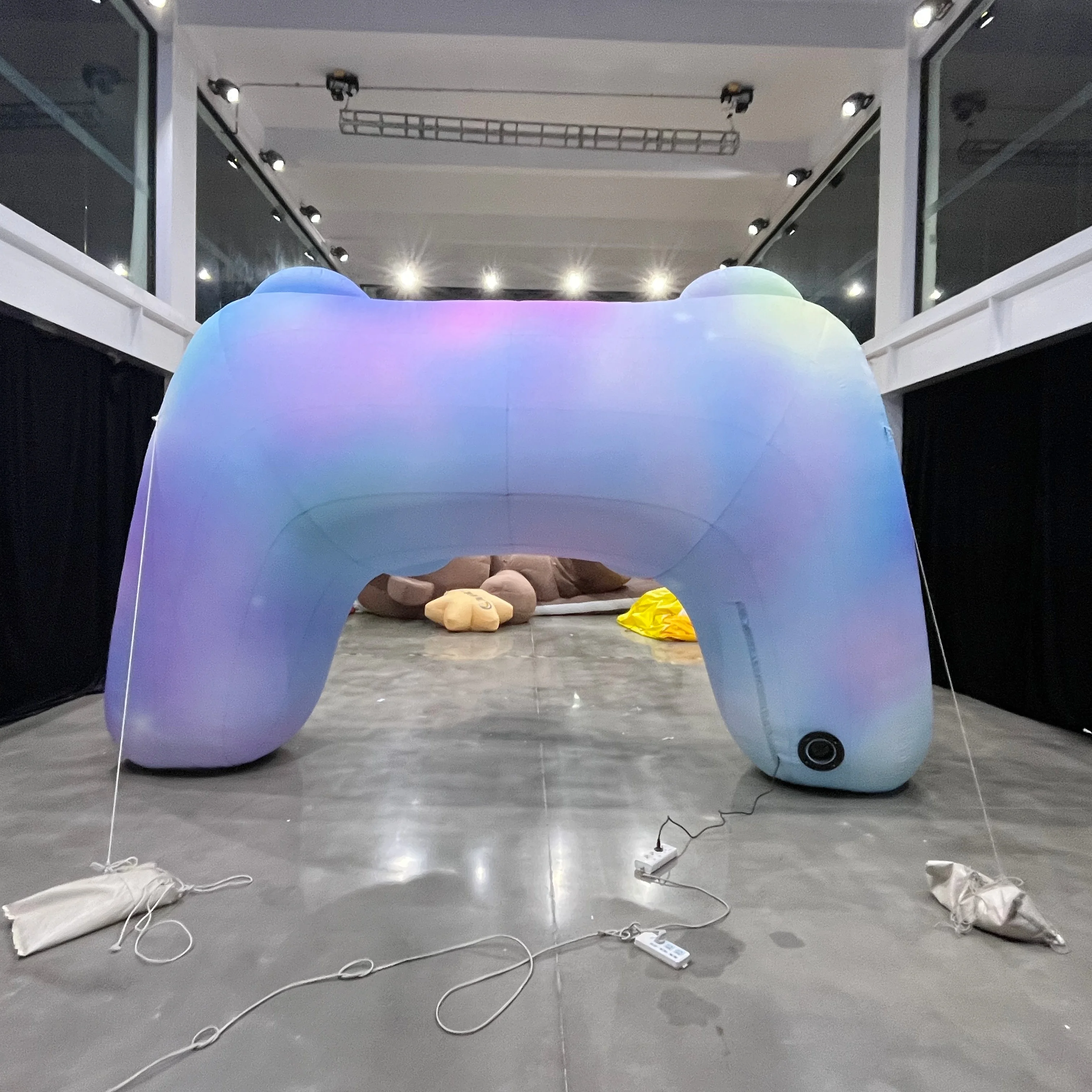 Customizable Inflatable Game Console Giant Game Controller with Waterproof Durable Design for Advertising Events
