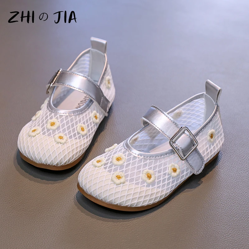Summer Girls Single Net Hollow Flat Sole Shoes Children's Fashionable Breathable Matching Footwear Outdoor Sneaker