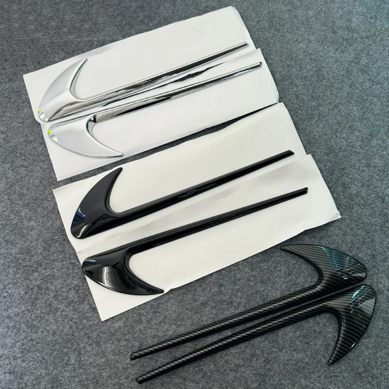 

2Pcs Car Side Sticker Vent Fender Trim Emblem Blade Logo Trim For Mercedes Benz AMG V8 C200 C300 E300 E400 W213 C-Class W205 AMG