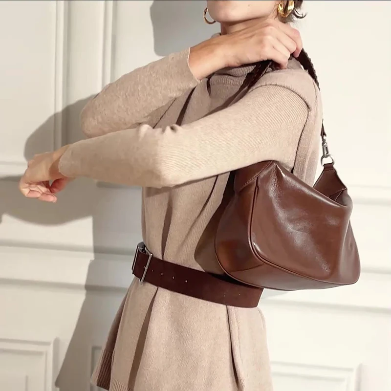 

2025 New Crystal Vegetable Tanned Leather Hobo Bag Openwork Woven Handle Women Versatile Commuting Single Shoulder Underarm Pack