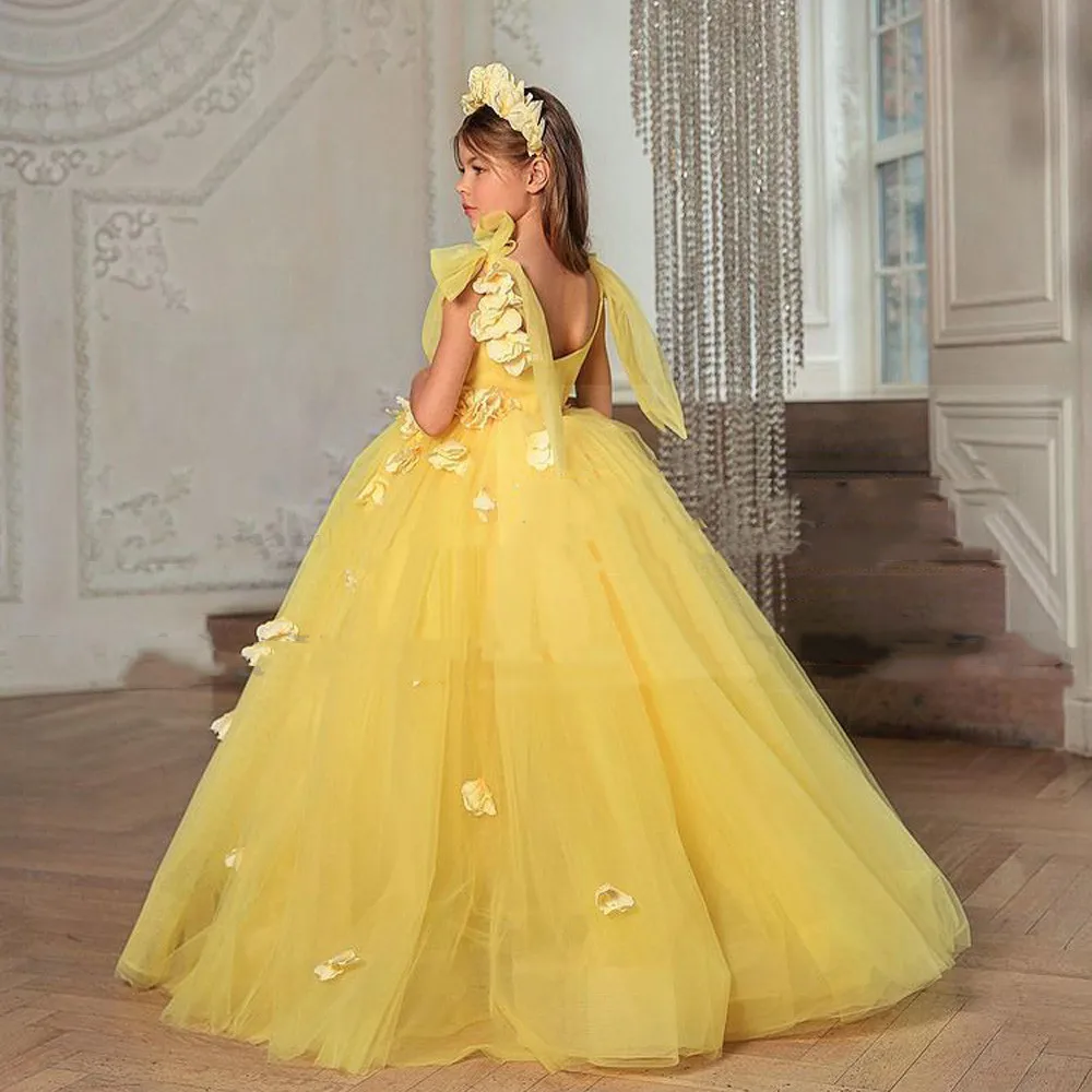 Vestido de baile amarillo de flores para niña, cuello redondo, sin mangas, lazo de flores, vestidos largos de primera comunión, Princesa, tul suave, desfile