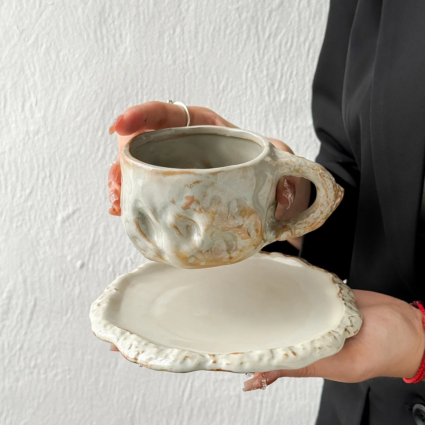 250ml Retro Coffee Cup Saucer Set Ceramic Irregular Shape Sets High End Light Luxury Latte Cup Plate Exquisite Home Use Women